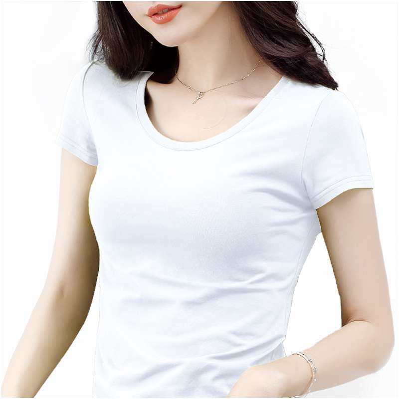 白シャツ　シンプルスタイルTシャツ