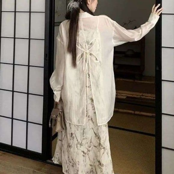 白シャツ バタフライバック シアーシャツ