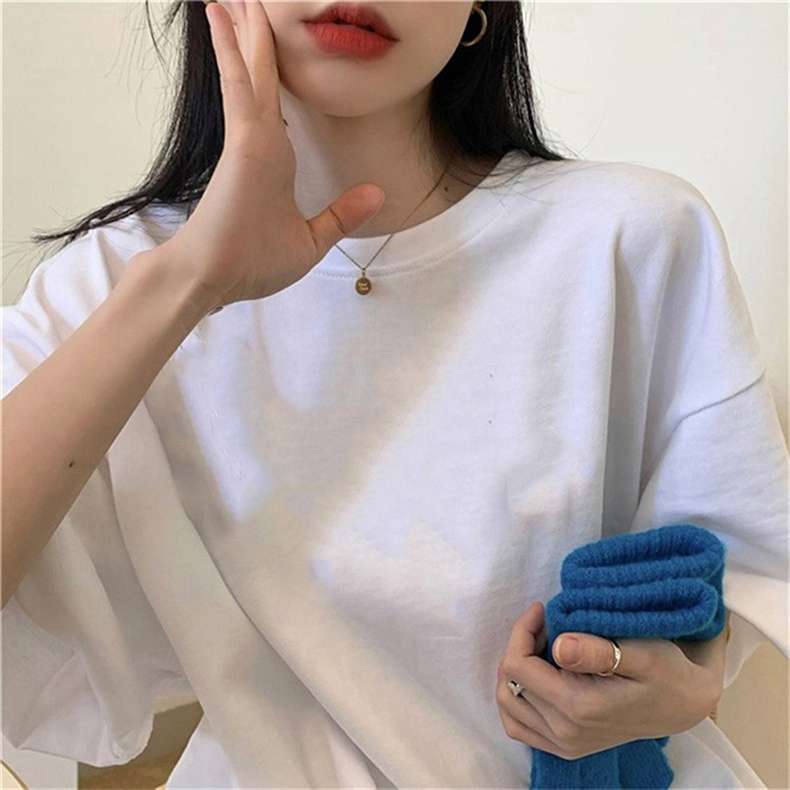 白シャツ　リラックスオーバーサイズTシャツ