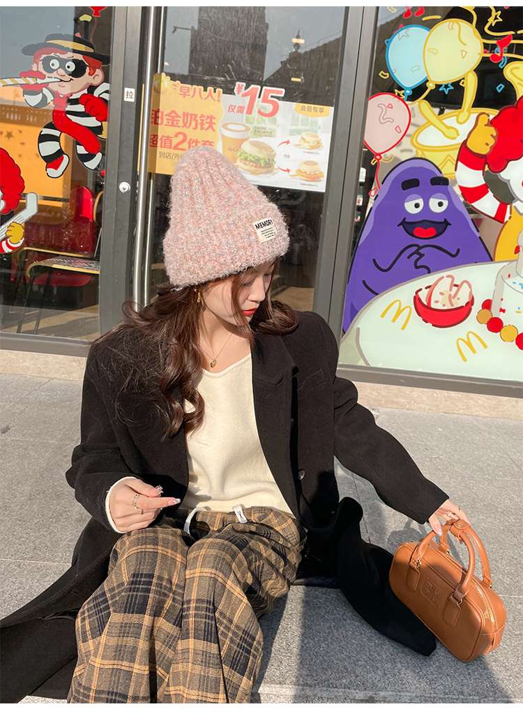 白シャツ　【秋冬】もこもこモダールニットプルオーバー