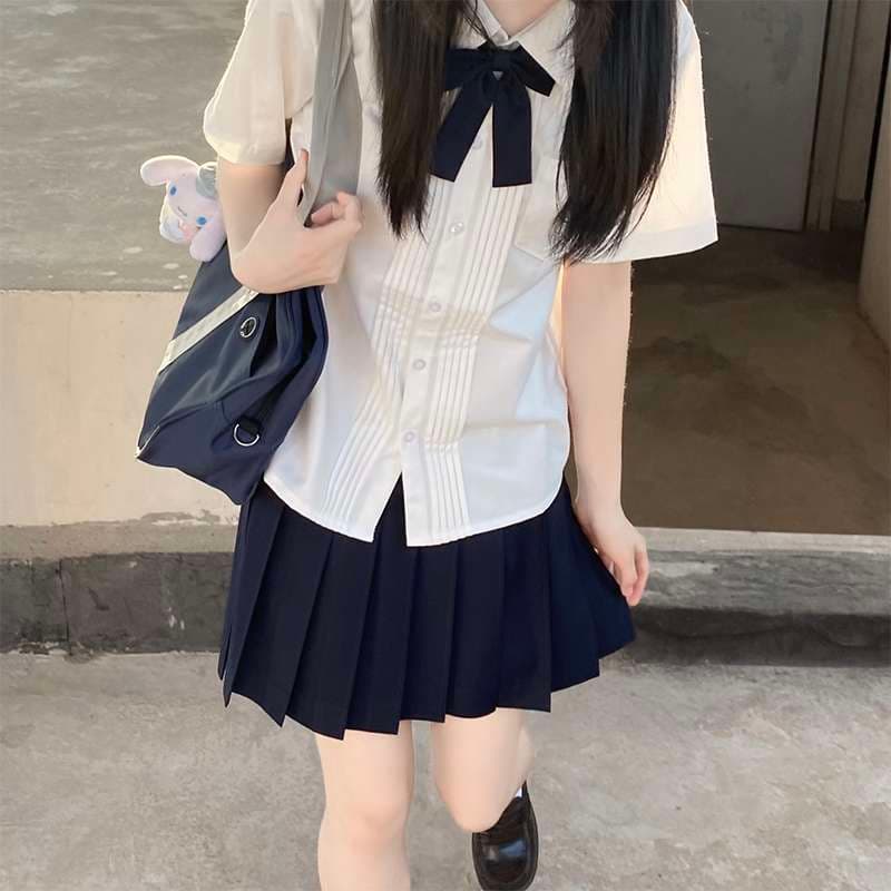 白シャツ　クラシックスクールシャツ