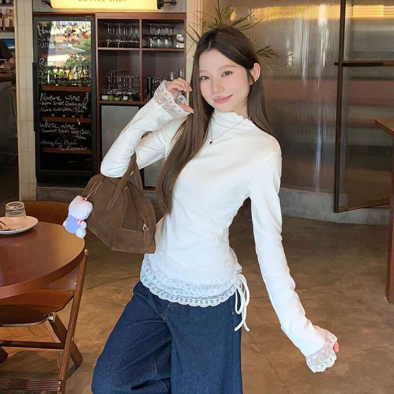 白シャツ　【秋冬】レースディテールハイネックトップス
