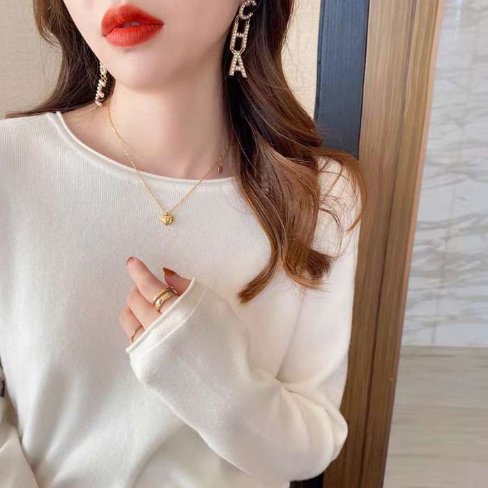白シャツ　【秋冬】シンプルリブフィットニット