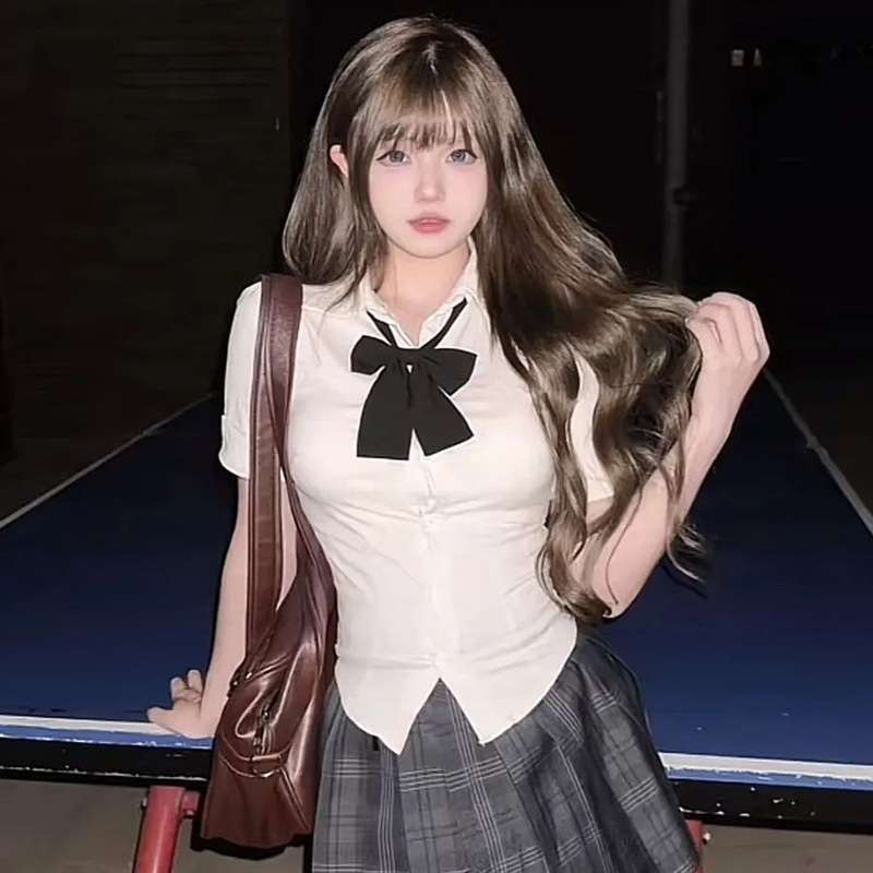 白シャツ　リボンスタイルスクールシャツ