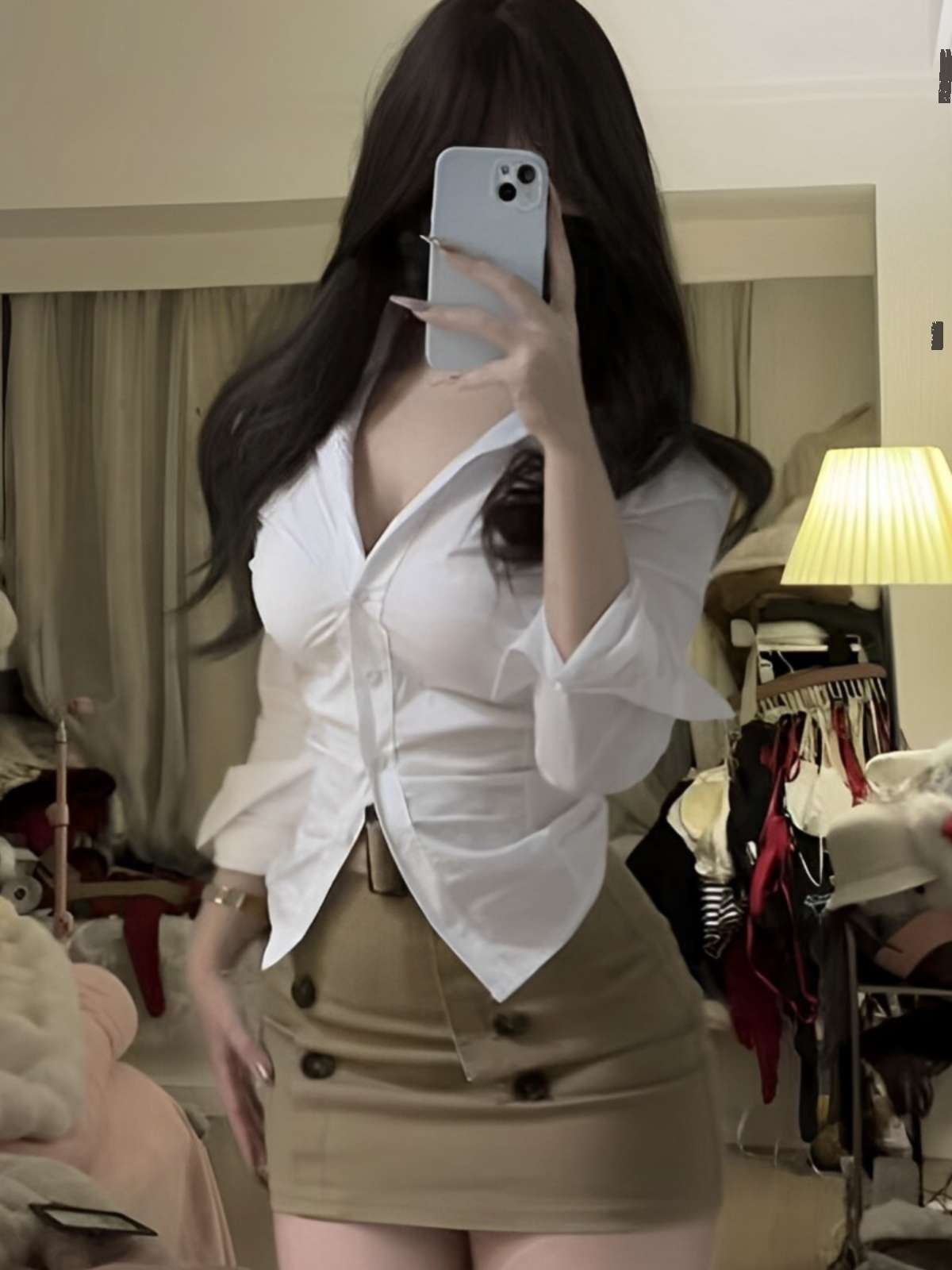 白シャツ　シルエットフィットシャツ