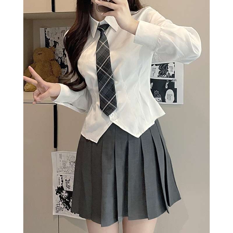白シャツ　クラシックフィットスクールシャツ