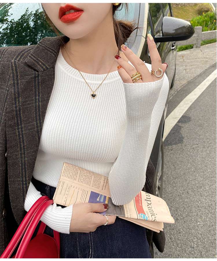 白シャツ　【春秋】シンプルリブ・クルーネックセーター