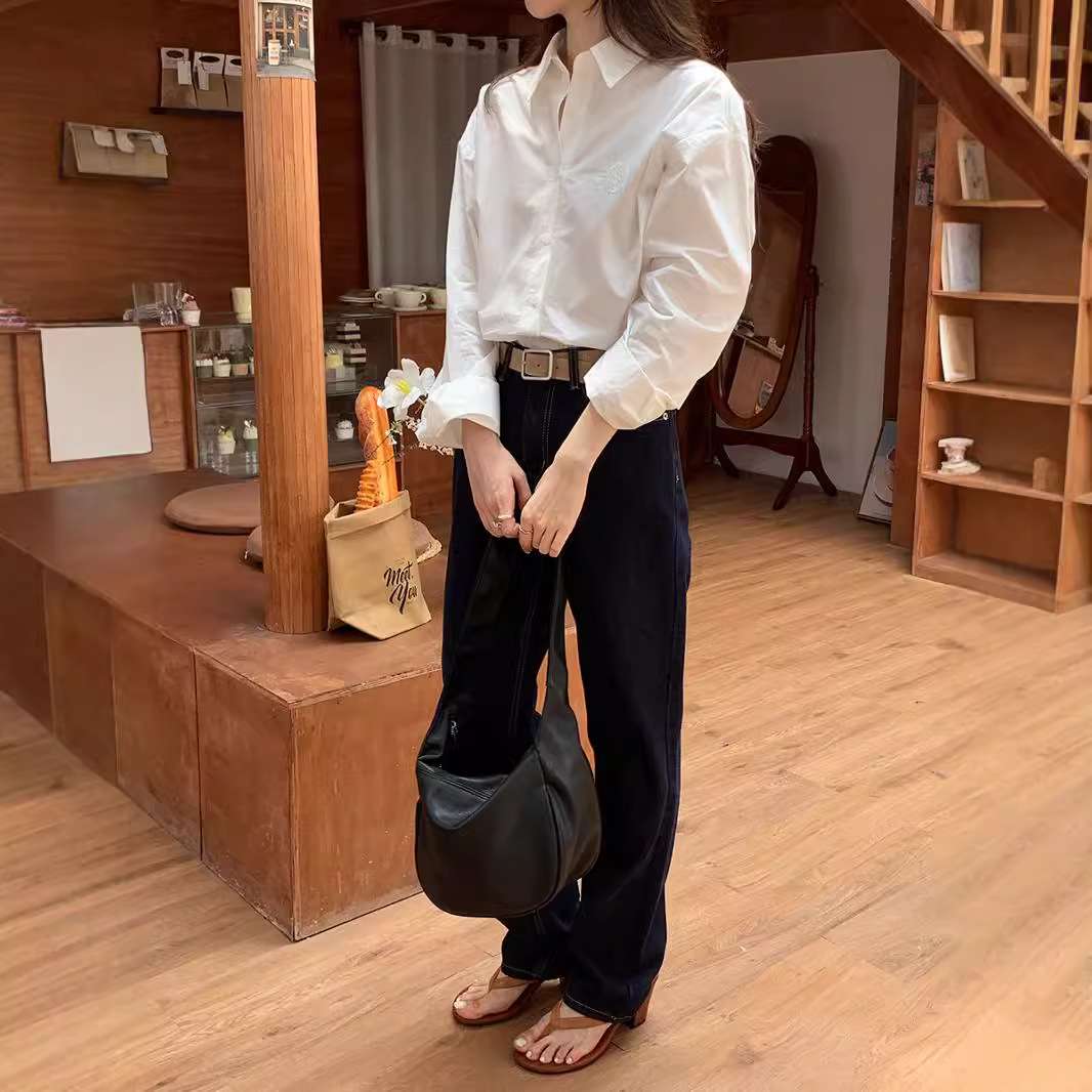 白シャツ　スタンダードオーバーサイズシャツ
