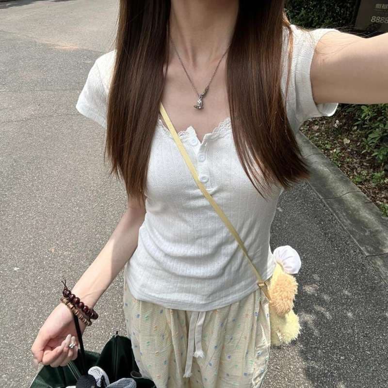 白シャツ　レースカラー・リブニットトップス