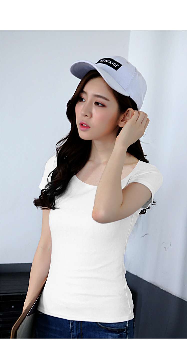 白シャツ　シンプルスタイルTシャツ