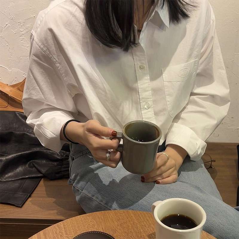 白シャツ　リラックスベーシックシャツ