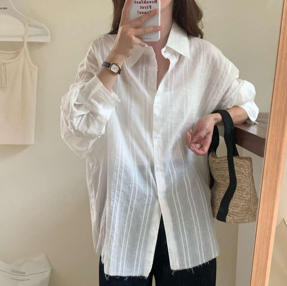 白シャツ　エフォートレスロングシャツ