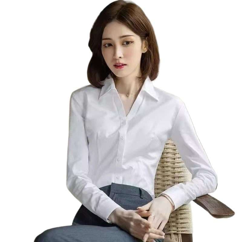 白シャツ　シルキーシルエットシャツ