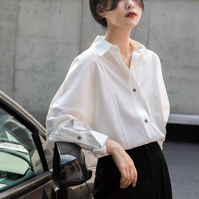 白シャツ　プレミアムビジネスシャツ