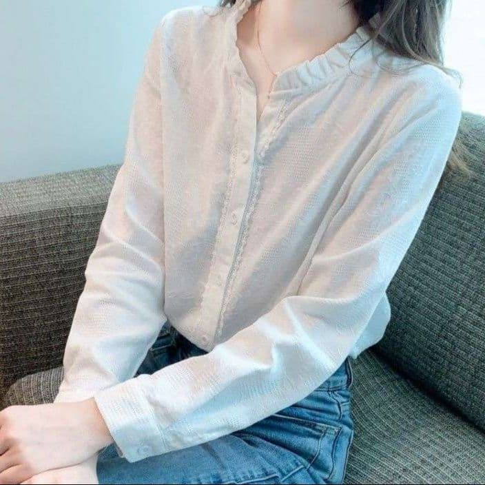 白シャツ エアリーシフォンブラウス