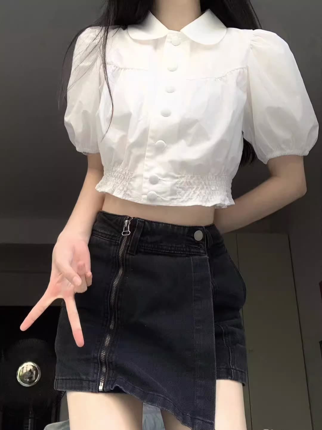 白シャツ ピーターパン衿パフスリーブブラウス