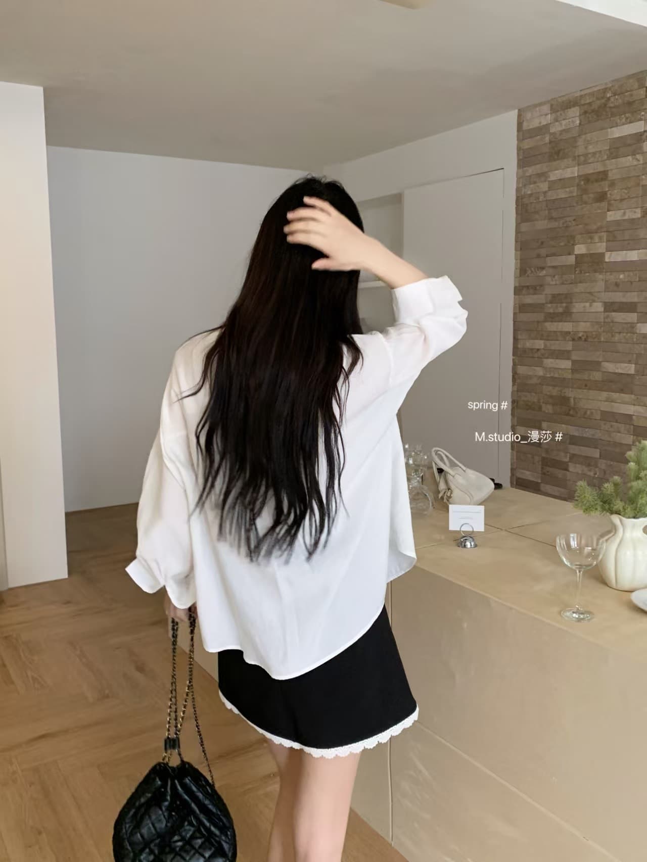 白シャツ レースエッジオーバーシャツ